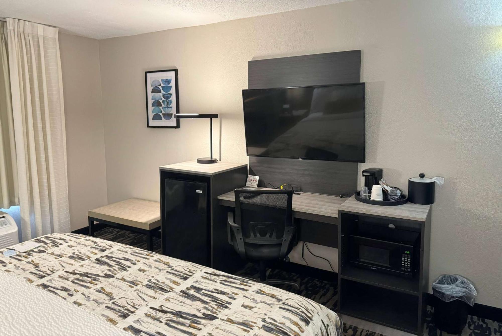 Wingate By Wyndham Dayton North Hotel Ngoại thất bức ảnh