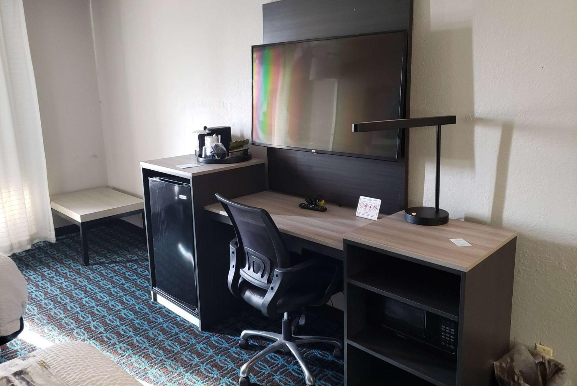 Wingate By Wyndham Dayton North Hotel Ngoại thất bức ảnh
